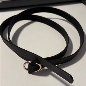 Women’s Plus Size Classic Black Leather Loop Belt